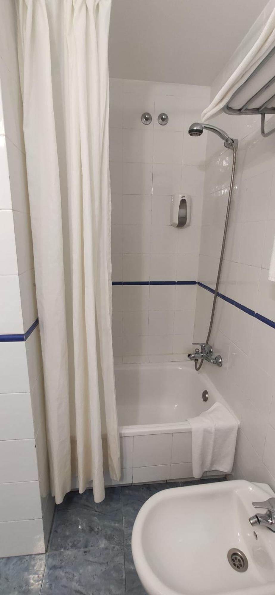 סנטיאגו דה קומפוסטלה Hotel Horreo By Bossh! Hotels מראה חיצוני תמונה